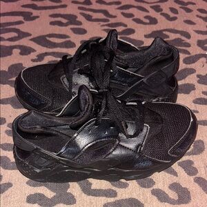 Nike Kids Black Sneakers